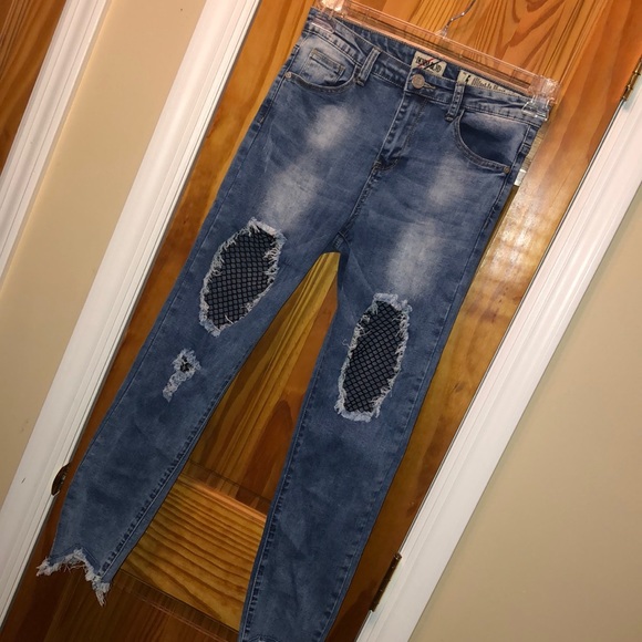 Fishnet Ripped Jeans 👖 🔥 - Picture 2 of 7
